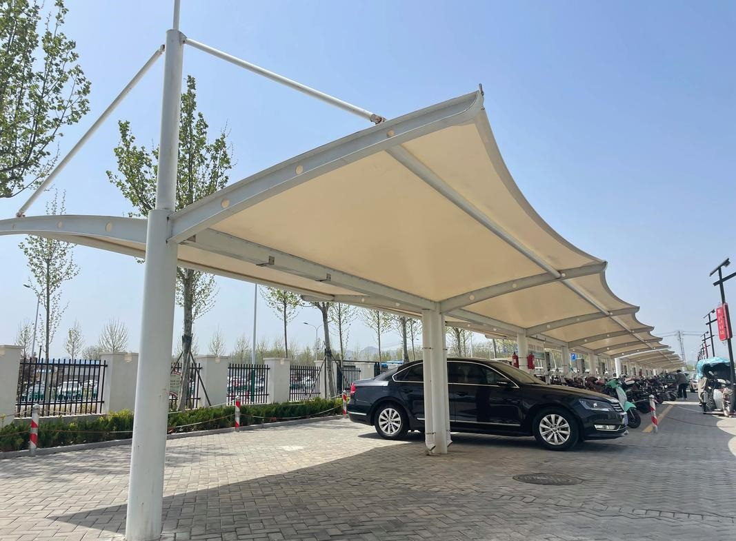 如何选择膜结构车棚厂家